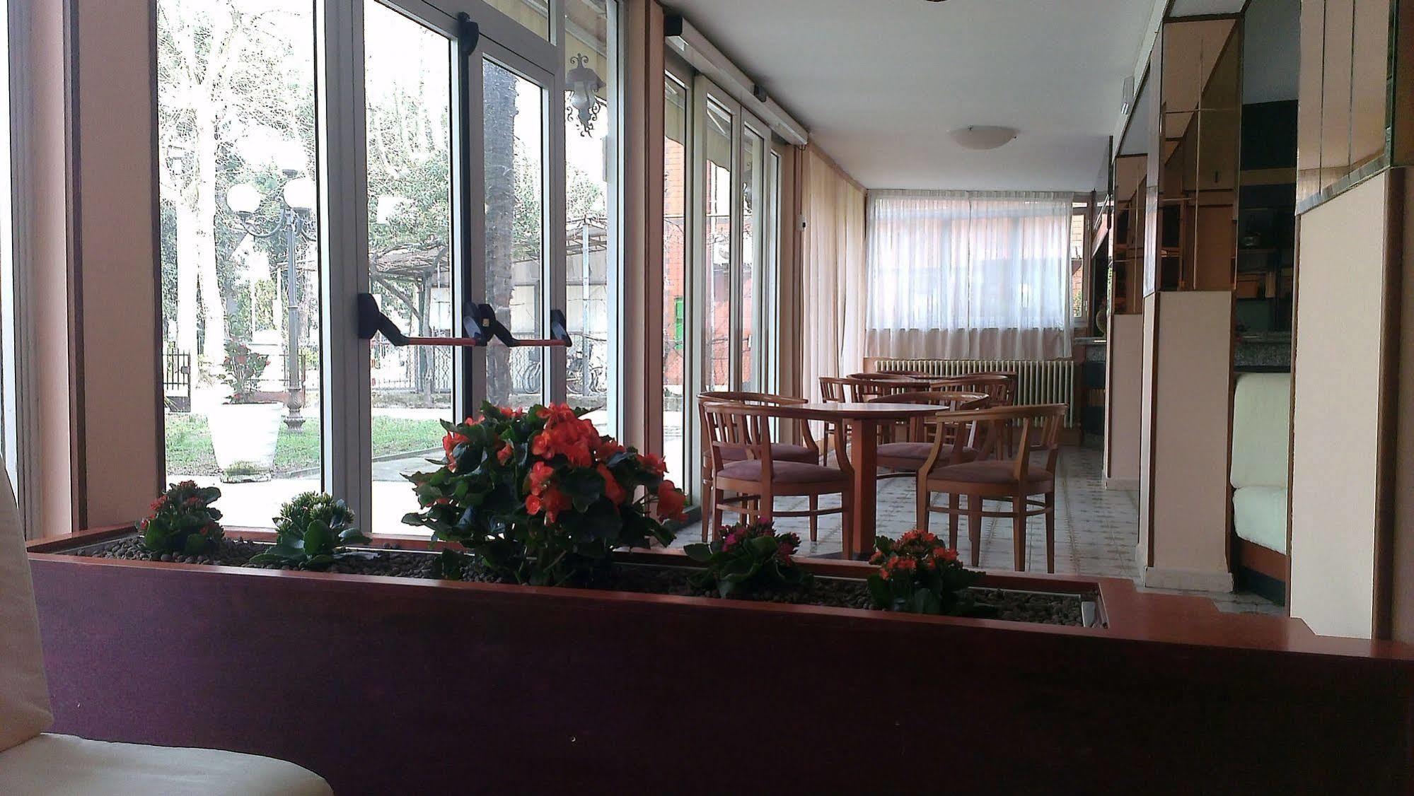Luna 3* Cervia